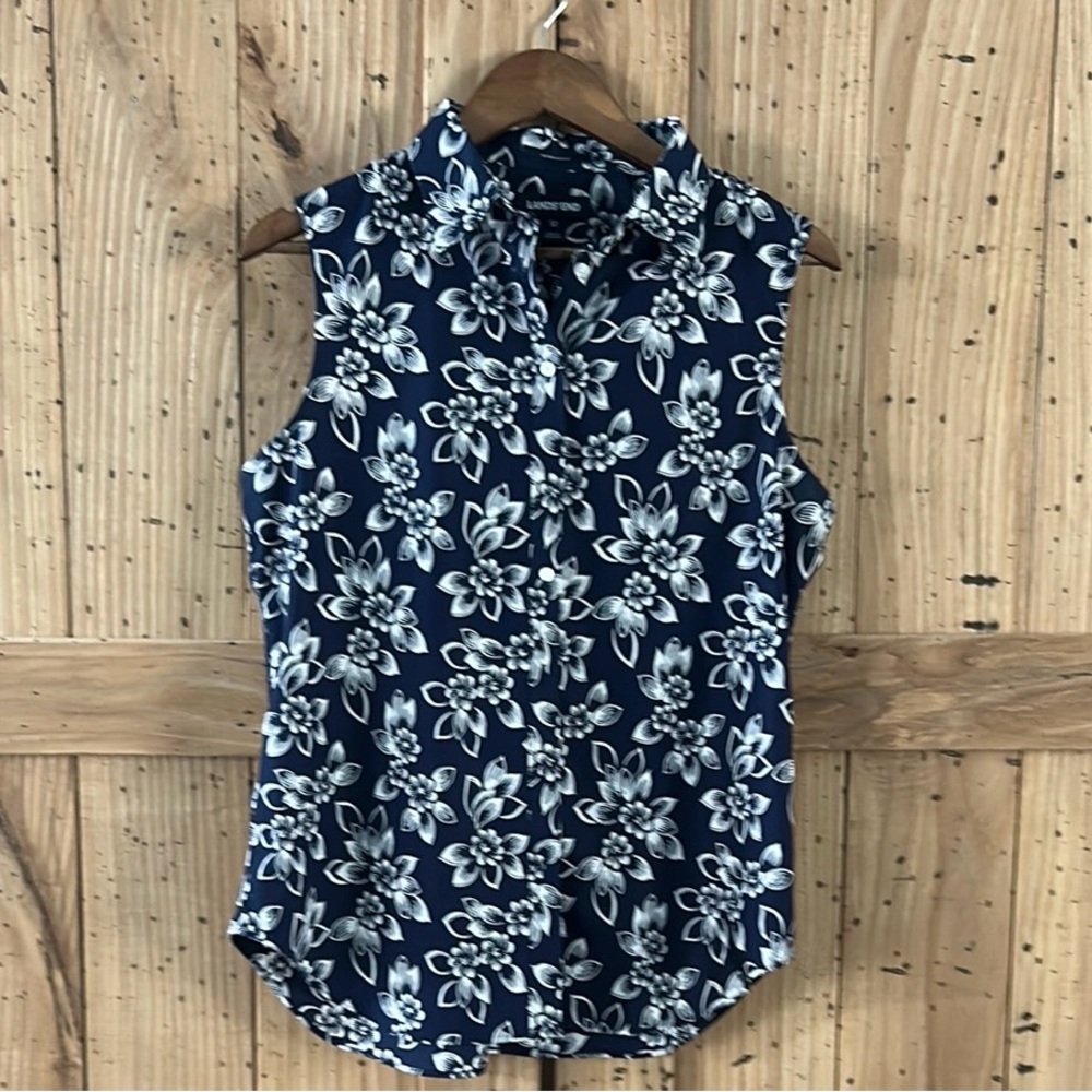 Lands’ End No-Iron Navy Floral Sleeveless Blouse | Size 12